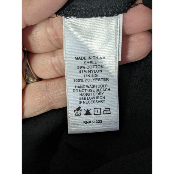 Women's Black Lace Slim Fit Ankle Length Pants Size 8 Holiday Office Party - Picture 12 of 12